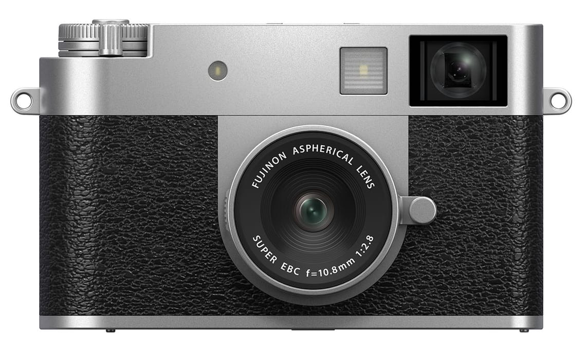 Dante Stella pokes fun at the Fuji X Half